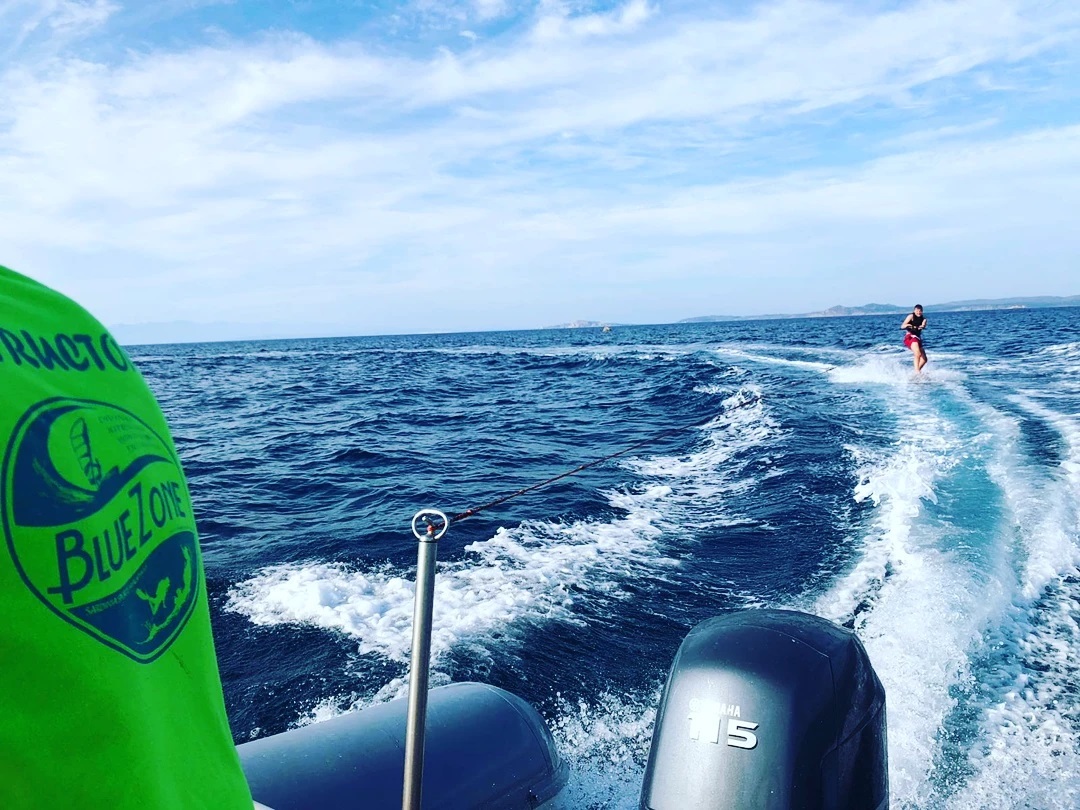 Wakeboard, sci nautico